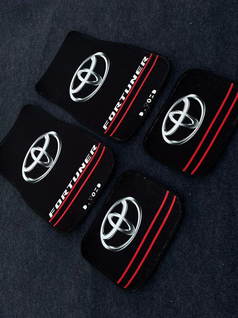 Floor Mat Fortuner D.Void